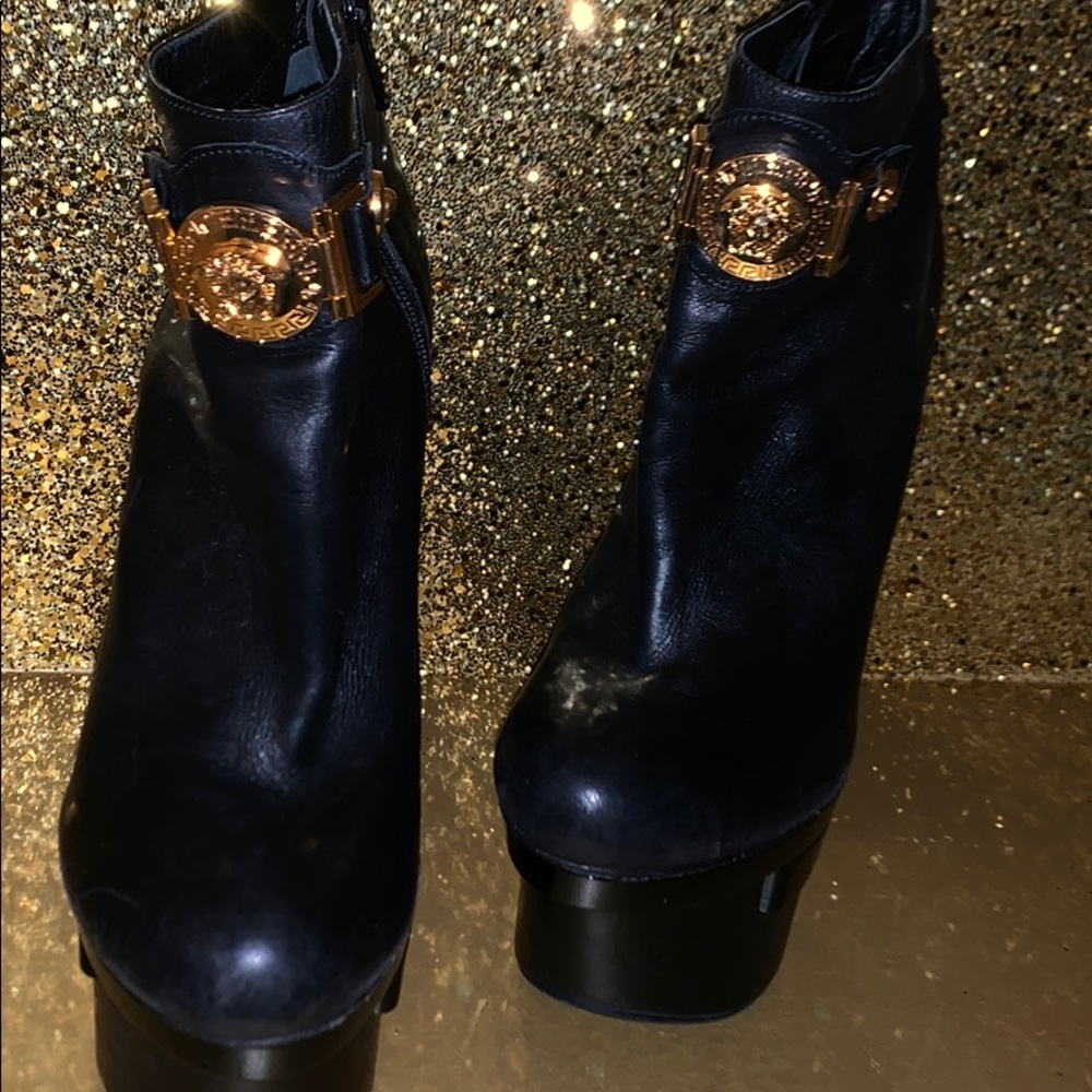 Versace Bootie - Picture 7 of 8